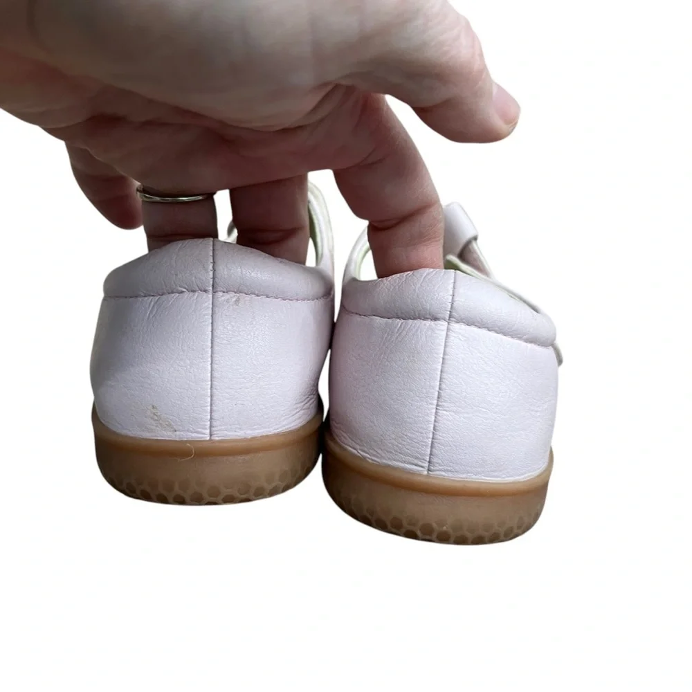 Livie and Luca White Slip On Mary Jane Hook and Loop Shoes Size 1 Youth